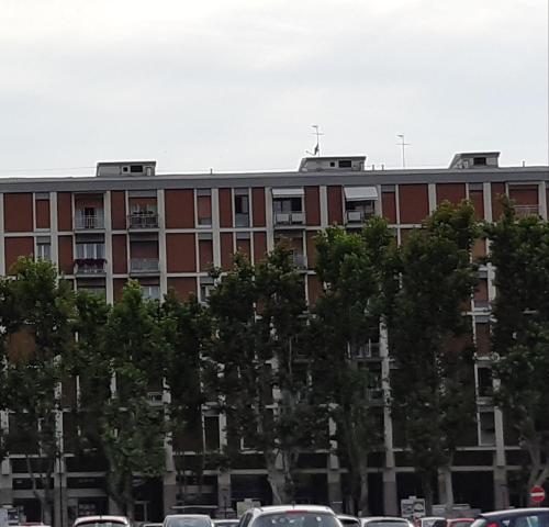 CAV Diamond by People