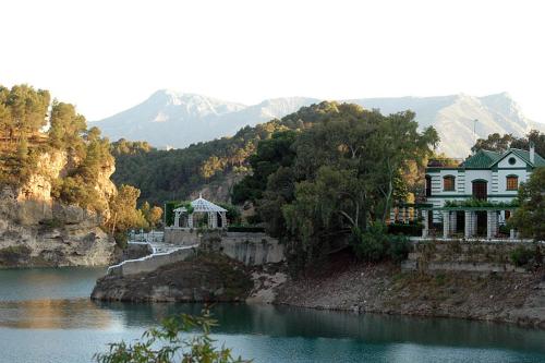 Surrounding environment, Apartamentos Ardales Premium in Ardales