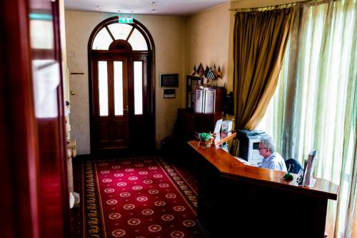 Hotel Golden House - image 6