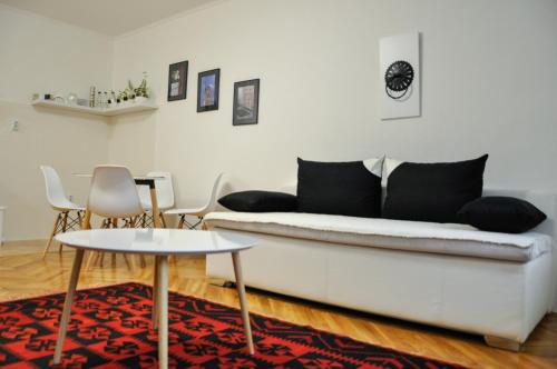 Zvekir - Old Town Apartment