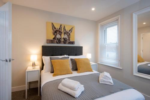 Flat D - Modern, top floor, 2 bedroom, 2 bathroom apartment in Central Southsea, Portsmouth - Apartment