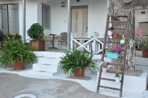  AZUL CIELO (near Athens airport, near beach) in 19016 Artemida