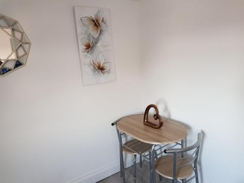 Vetrelax Harwich Deluxe Suite - image 3