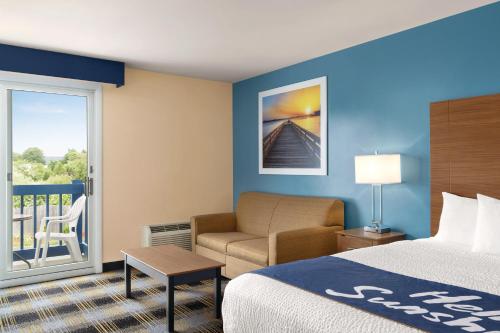 Days Inn by Wyndham Middletown/Newport Area