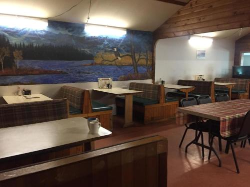 Iditarod Trail Roadhouse - main image