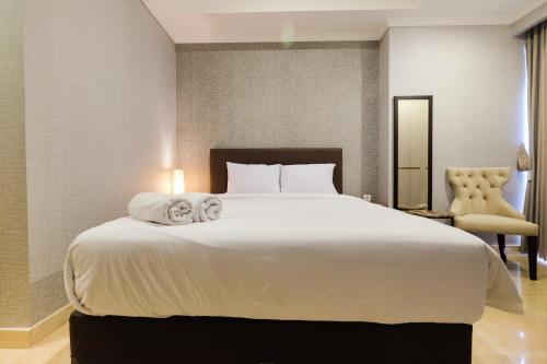 Luxurious Studio at Menteng Park Apartment By Travelio