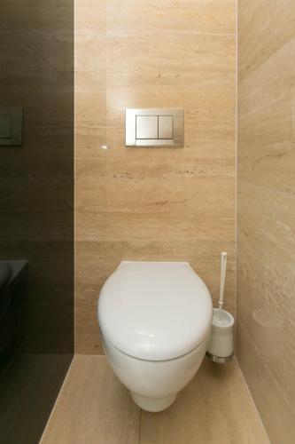 Double or Twin Room image 5