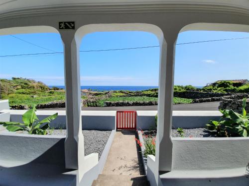 ระเบียง/ชานเรือน, Casinha de Nesquim in กาลเยตา เด เนสกิม