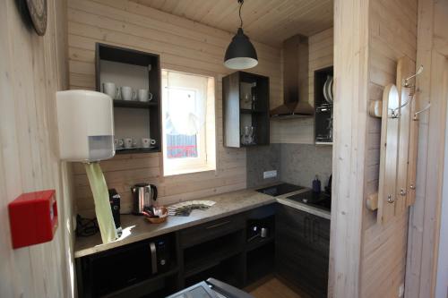 virtuve, Karpu dīķis-Kempings Viesītes (Karpu dikis-Kempings Viesites) in Jaunmārupe