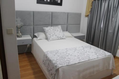 1 twin bed