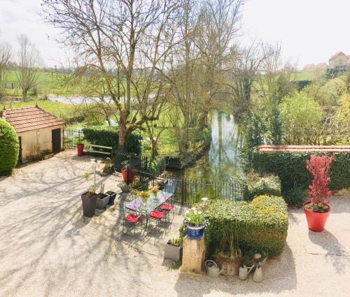 LE MOULIN SUR LA SEINE, GÎTE DE CHARME ***** gîte à louer Sainte-Colombe-sur-Seine