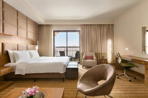 Traders Hotel Qaryat Al Beri Abu Dhabi by Shangri-La - image 8