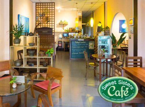 Restaurant, Hideaway Villa near Laem Sor Pagoda