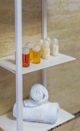 Pine Tree Boutique Apartments - image 7