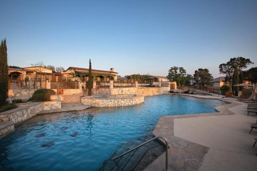 WorldMark Hunt – Stablewood Springs Resort