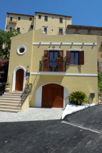 Porta Marina guest rooms - image 10