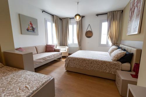  LA CASA QUADRA in Fontanelle