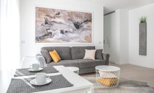 Apartment with Balcony image 5