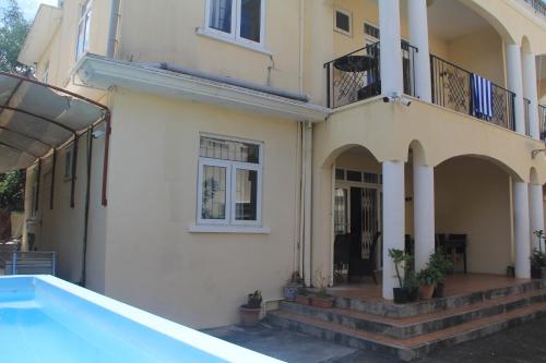 Úszómedence, Egret Cove in Balaclava