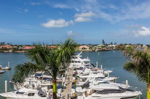 Bayside Bungalow - image 4