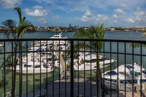 Bayside Bungalow - image 8