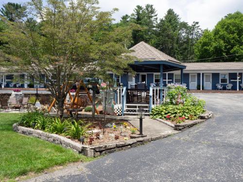 Blowing Rock Inn - Accommodation - Blowing Rock