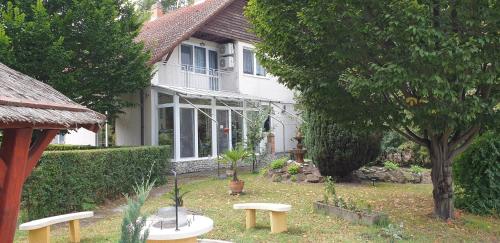  Klein Vendégház, Pension in Zákányszék