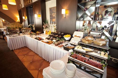 HostGost at Skadarlija square - main image