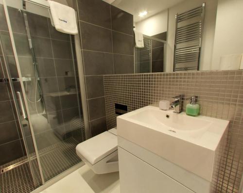 Apartamentowiec Panorama Gór City Center Family&Pet-friendly - image 4