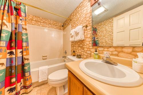 Alpine Condo & Cozy Bear Condo - image 6
