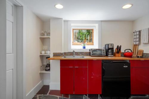Olde New House - image 3