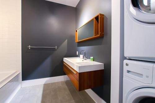 Two-Bedroom Apartment 101 image 6