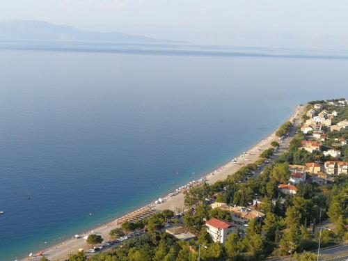 Közeli látványosságok, Angel's Place by the Sea in Diakopto