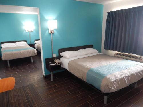 Motel 6-Portland, TX in Portland, USA