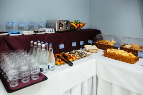 Royal Classic Hotel - image 6
