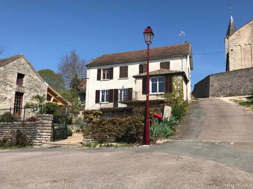 Зовнішній вигляд готелю, Gîte Pierre et Marie (Gite Pierre et Marie) in Драси-Ле-Форт