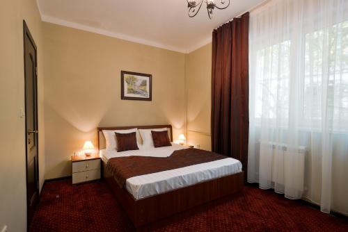 Hotel Romanov - image 2