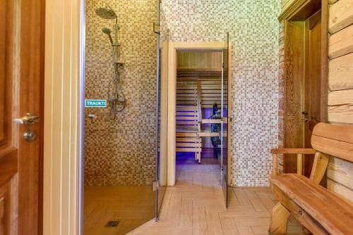 衛浴, 奧克西尼斯阿左拉鄉村民宿 (Auksinis Azuolas) in 艾維茲恩依萊