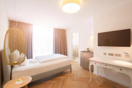 Hotel Traube Revital - Tap to explore photos