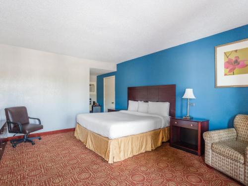 

Americas Best Inn & Suites - Downtown Augusta