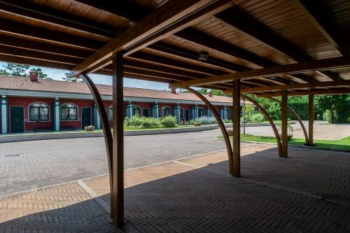 Hotel Silver - image 4