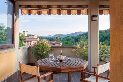  Attico con vista, Pension in Pianoro bei Loiano