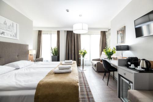 Hotel Perfect - image 10