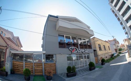 . DIONIS Rooms & Apartments