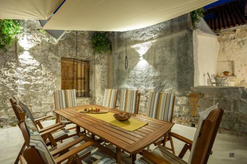 Villa with Private Pool image 8