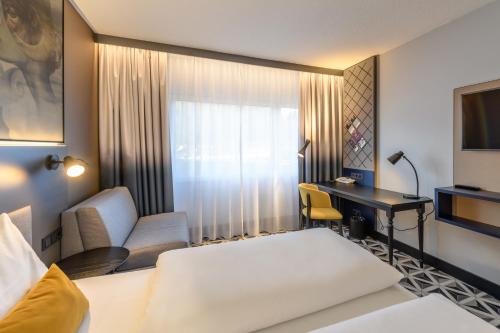 Mercure Hotel Freiburg am Münster - image 7