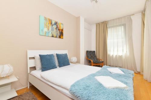Quality Point Apartments - image 11