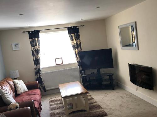 Buckfield Roost 3 bedroom Newlyn, free parking for 2 cars