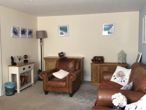 Buckfield Roost 3 bedroom Newlyn, free parking for 2 cars