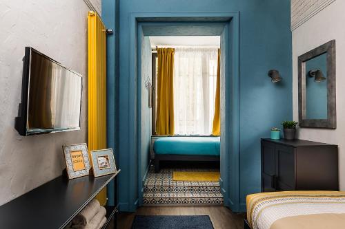 5 Vintage Guest House - image 5